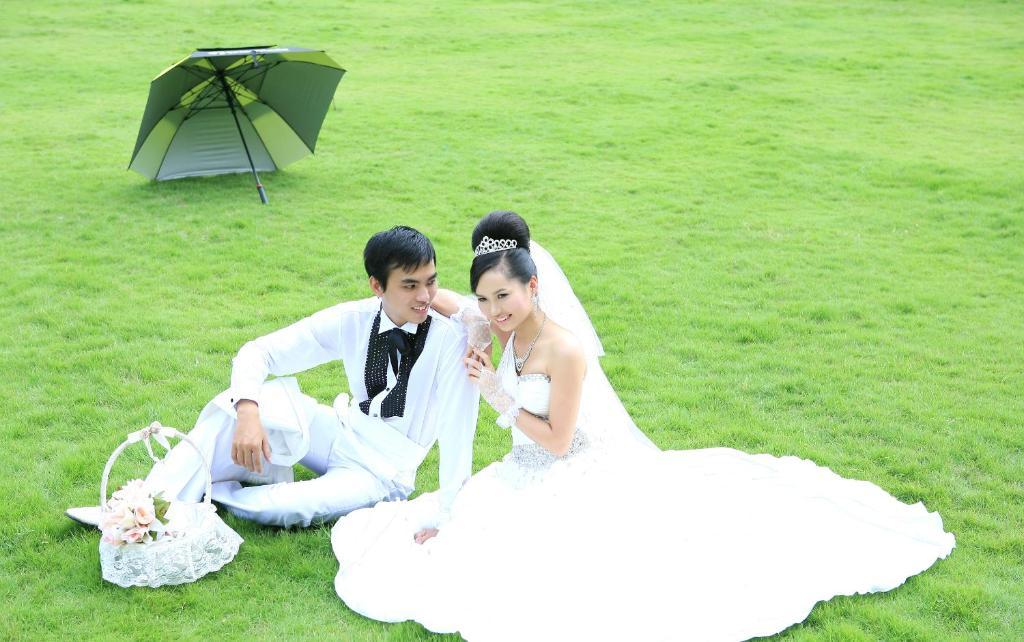 Camela Hotel & Resort Hai Phong Bagian luar foto