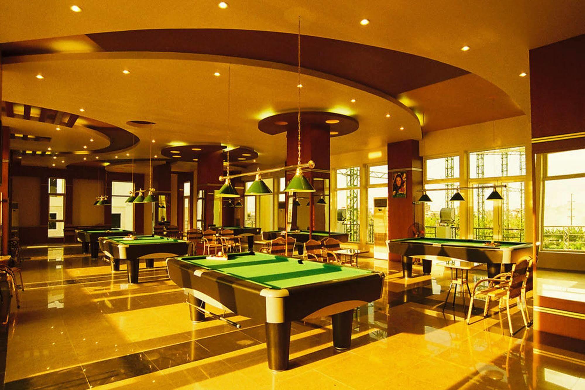 Camela Hotel & Resort Hai Phong Bagian luar foto