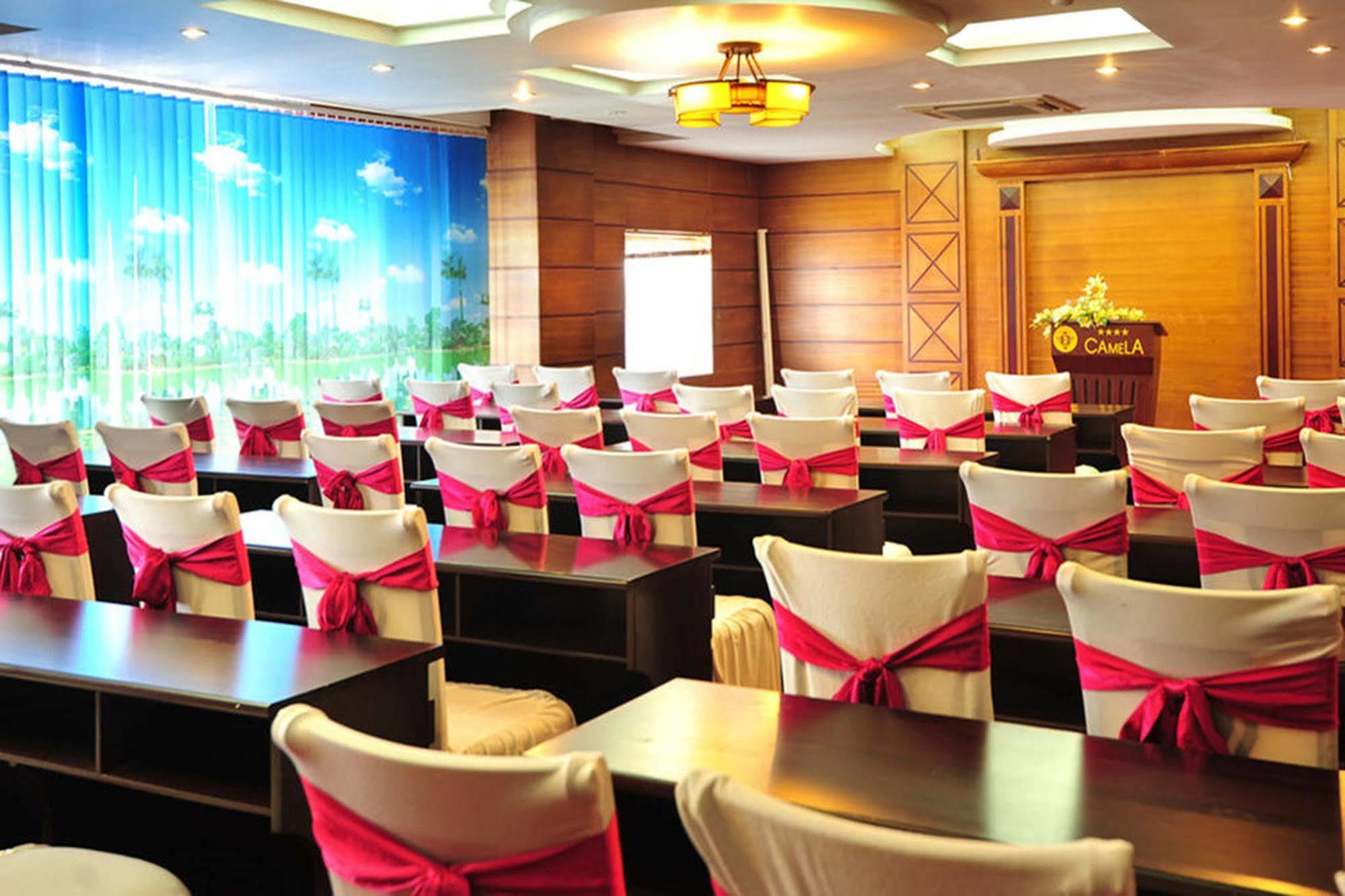 Camela Hotel & Resort Hai Phong Bagian luar foto